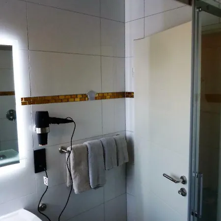 Апартаменты Chalet Bad Toelz *