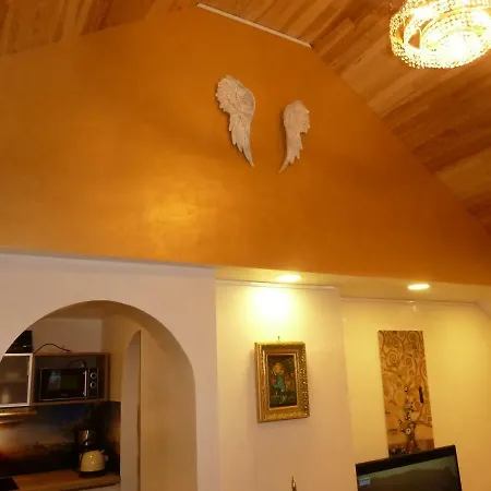 Chalet Bad Toelz Апартаменты *